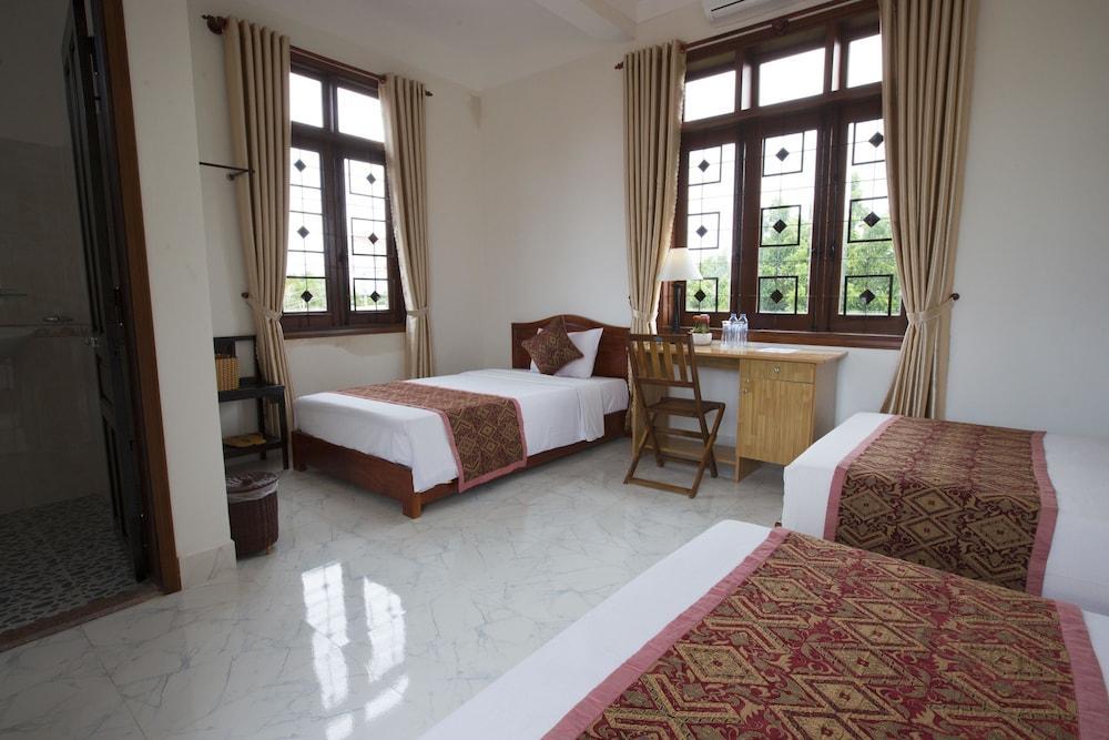 Galaxy Homestay Хойан Экстерьер фото