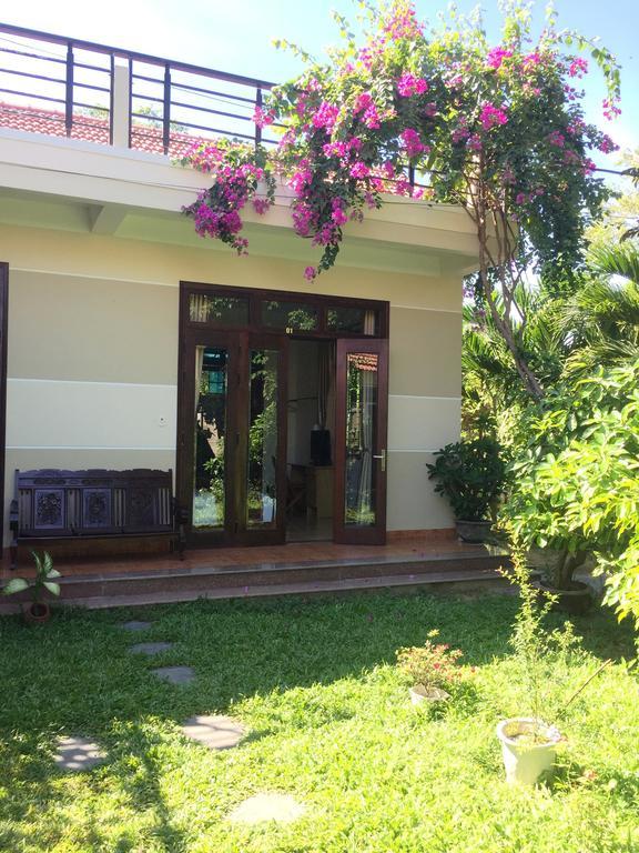 Galaxy Homestay Хойан Экстерьер фото