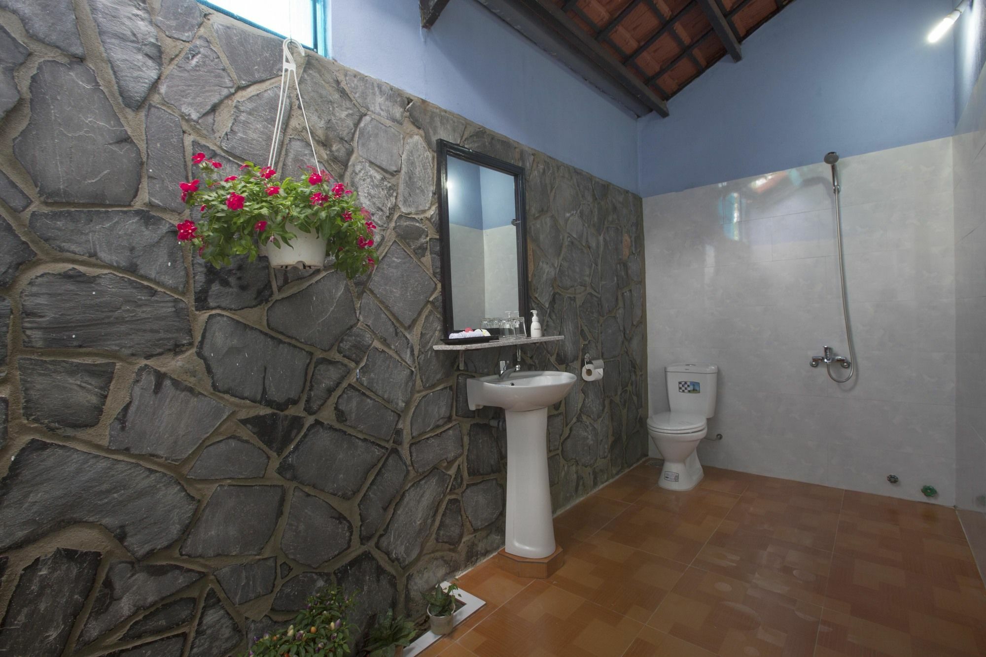 Galaxy Homestay Хойан Экстерьер фото