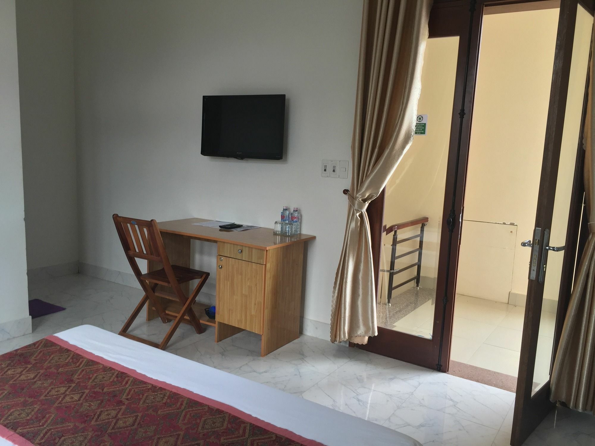 Galaxy Homestay Хойан Экстерьер фото