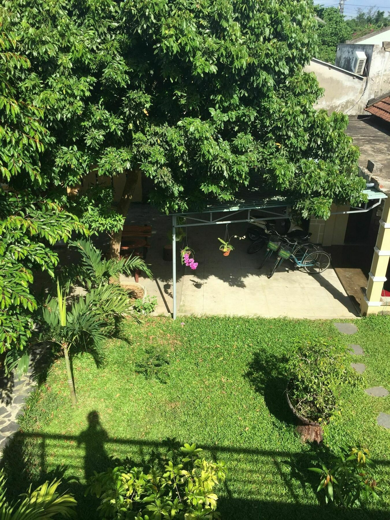 Galaxy Homestay Хойан Экстерьер фото