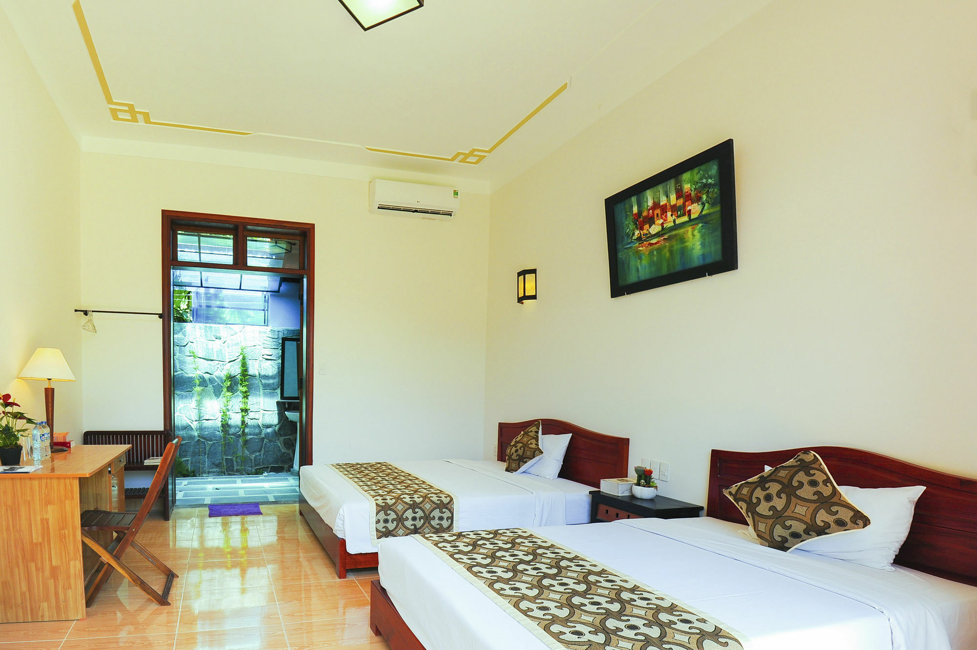 Galaxy Homestay Хойан Экстерьер фото